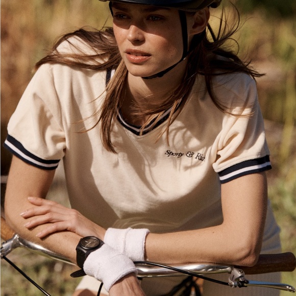 Sporty and Rich Italic Logo Embroidered V-Neck Tee - Cream/Navy - Picture 2 of 10